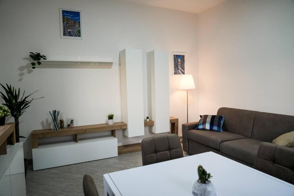 Guest House Marittima Frosinone Exterior photo
